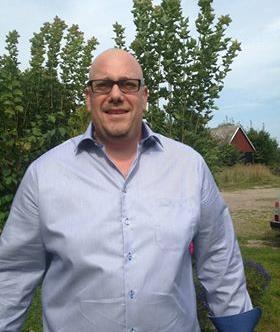 Är en positiv och glad person som ser det som ett stort privilegium att få sitta med som suppleant i styrelsen.