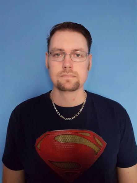 Stefan Gustavsson 38 år, Rörläggare, Kalmar vatten AB Stefan Gustavsson heter jag och arbetar som rörläggare på Kalmar vatten. Jag bor i Blomstermåla med sambo och två barn.