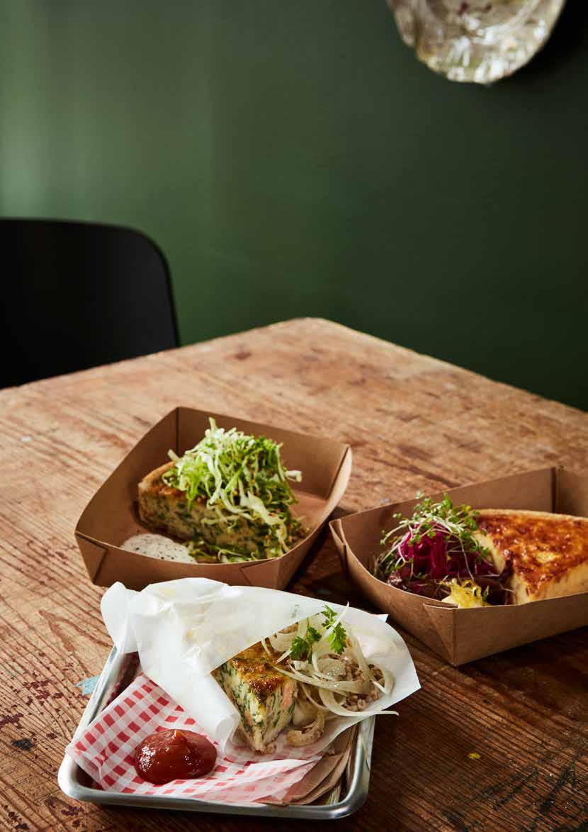 Nytt och rätt med rest Vi slänger idag alldeles för mycket mat och kan många gånger också få idétorkla om vad man då ska göra med alla rester som blir över - för att just inte behöva slänga dem.