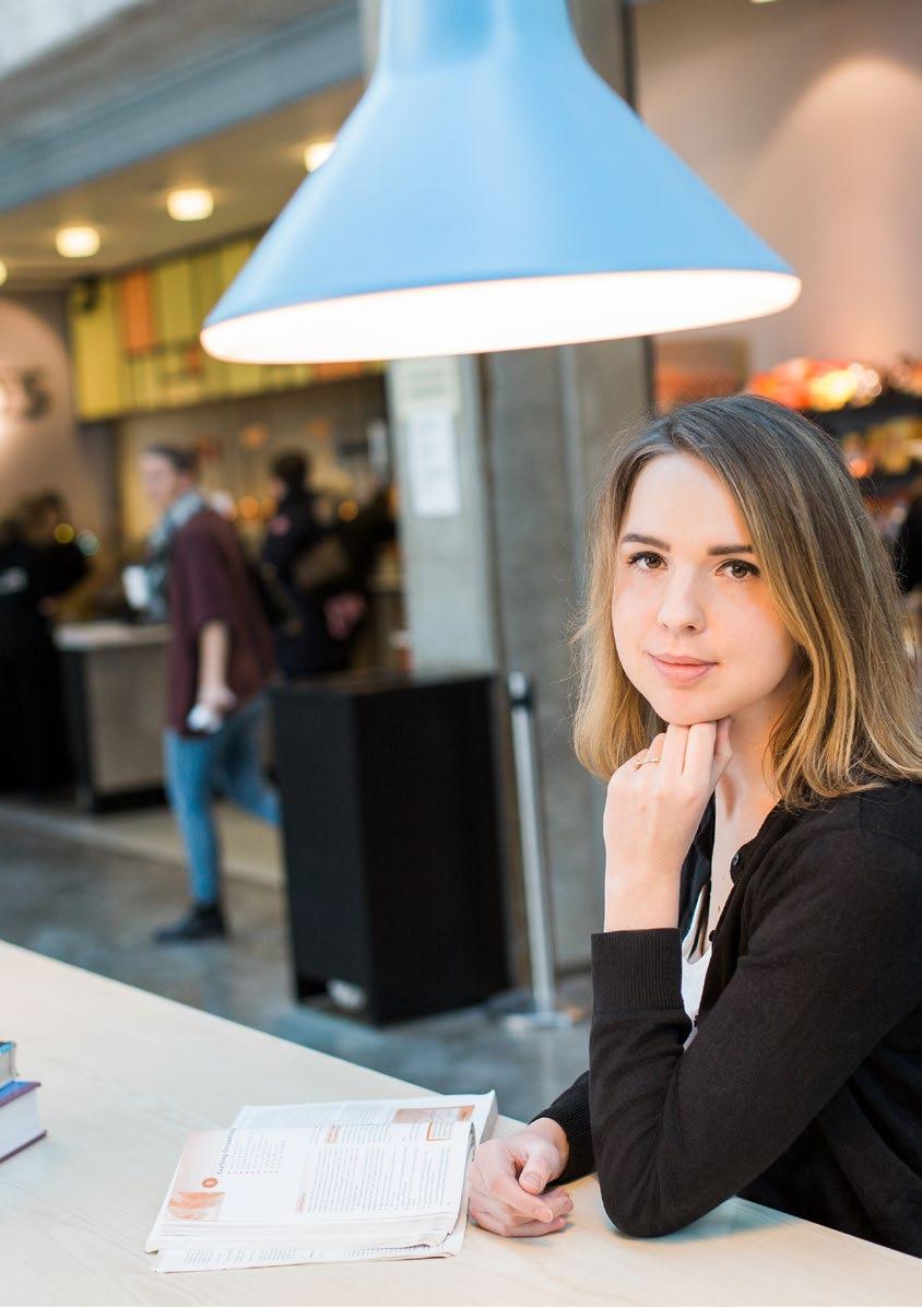 SARA Student på arbetsterapeutprogrammet Varför har du valt att studera till arbetsterapeut?
