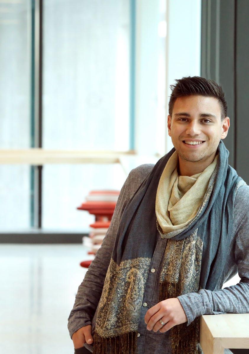 ANASTASIOS Student på kandidatprogrammet i biomedicin Varför valde du att läsa kandidatprogrammet i biomedicin?