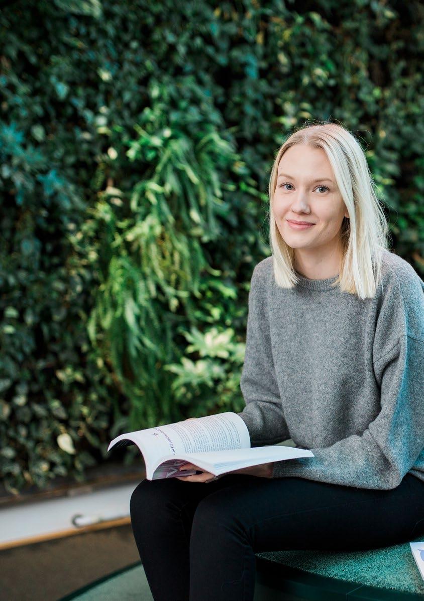 SANDRA Student på logopedprogrammet Varför valde du att läsa till logoped? Jag visste att jag ville jobba inom vården och med människor men hade inte koll på alla utbildningar som KI har.