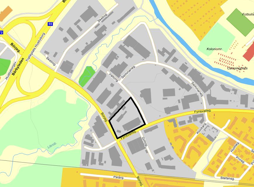 Figur 1. Undersökningsområdet markerat i svart, som utgörs av fastigheterna Librobäck 7:2 och 7:3. Figur 2.