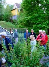 Efter föredraget finns möjlighet att skriva upp sig på en fortsättning i cirkelform då vi träffas och bygger holkar tillsammans. Dagar för holkbygge bestäms tillsammans i gruppen.