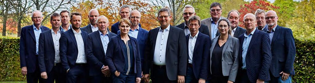 Förvaltningsberättelse Vår strategi Våra varumärken och affärssegment Vår styrning Vårt ansvar Bokslutskommentarer Koncernredovisning Styrelse Styrelsen har bred erfarenhet och består av 15