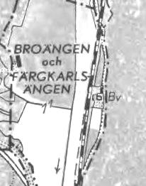 Banvaktstuga nummer 757 uppfördes 1876 av Stockholm-Westerås-Bergslagens Jernvägsaktiebolag (SWB) som byggde järnvägen. Banvaktstugorna byggdes tätt, med några km mellanrum.