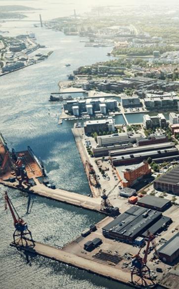 Priset på bostadsrätter i Göteborg steg i februari, för andra månaden i rad. Men risken för fall är inte över.