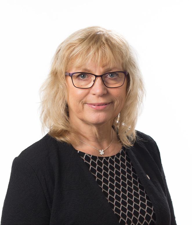 INNEHÅLL Regionstyrelsens ordförande har ordet... 3 1 Samhällsekonomi och skatter... 4 2 Kommunalekonomisk utjämning... 8 3 Skatteintäkter och befolkning... 9 1 Övergripande mål.