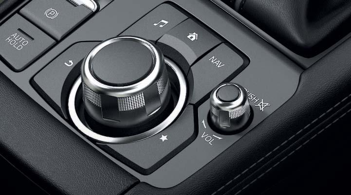 7-tums TFT-display i färg Läderklädd växelspaksknopp HMI Commander Körlägesväljare på GE AT Läderklädd ratt Avancerad Smart City Brake Support framåt