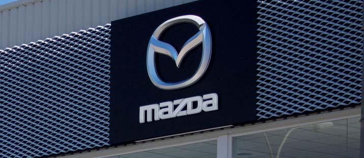 V Å R T L Ö F T E T I L L D I G O C H D I N M A Z D A SERVICE AND GARANTIER VAD DU KAN FÖRVÄNTA DIG FRÅN MAZDAS FINANSIERINGSTJÄNSTER: VÅRT LÖFTE TILL DIG OCH DIN MAZDA SKYACTIV TECHNOLOGY HJÄLPER
