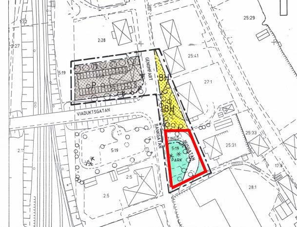 Gällande detaljplan med planområdet markerat med röd linje Förutsättningar och förändringar Mark och vegetation Marken inom planområdet består delvis av parkmark och delvis av gatumark.