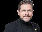 Ansvarig för strategi och projekt, Backahill AB. Övriga befattningar Egna och närståendes aktieinnehav 2018 Beroende/oberoende Styrelseordförande Skandrenting AB.