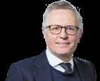 Styrelseordförande i Wihlborgs Fastigheter AB. Styrelseledamot i Platzer Fastigheter AB. Oberoende av bolaget och närstående. Oberoende av bolagets ägare.