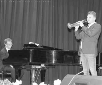 Zum musikalischen Abschluss des Rahmenprogramms spielten Helmut Breuner auf der Trompete und Peter Kusenbach am Piano sehr einfühlsam Amazing Grace. Schlusswort von Stadtbürgermeister Dr.
