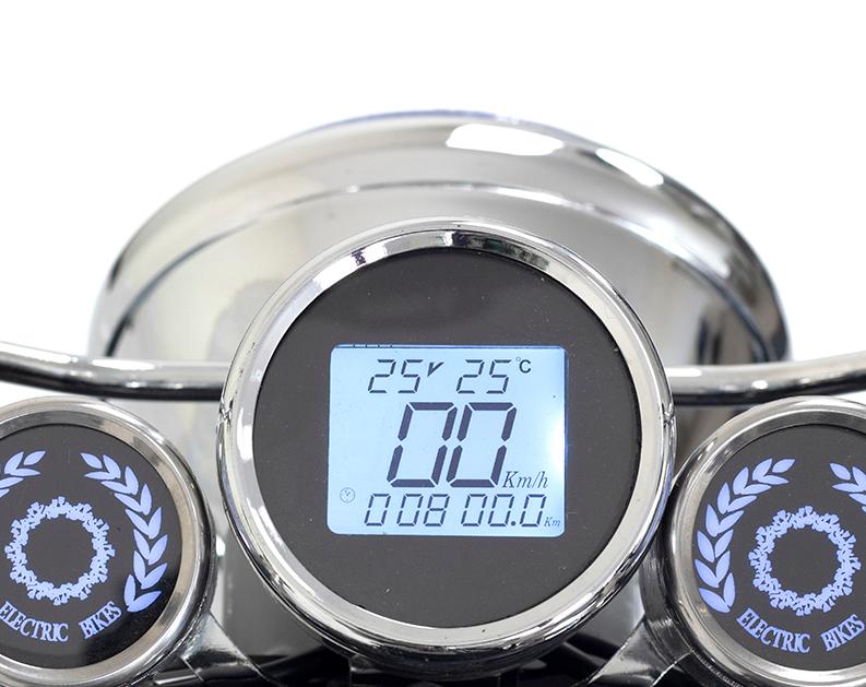 Trippmätare 10 9 11 7 12 13 För att starta din Blimo Chopper vrider du om tändningslåset. Då kommer displayen att lysa upp, och på handtaget kan du se din batteristatus (6).