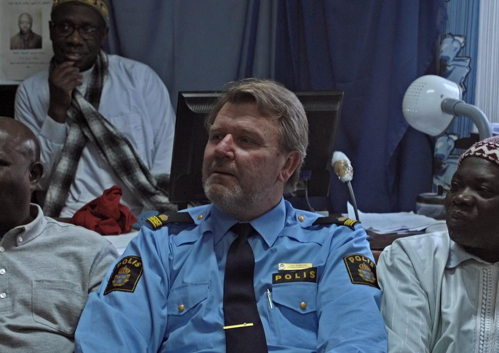 Ulf är den enda integrationspolisen som finns kvar i Sverige, efter en satsning på