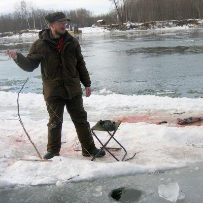 I varje camp finns det också en tolk och en