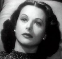 Hedy Lamarr Hedy Lamarr, amerikansk skådespelerska, uppfann under andra världskriget tekniken att sprida radiosignaler över
