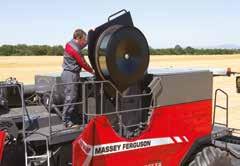 45 FRÅN MASSEY FERGUSON Snabb åtkomst för rengöring och kontroll av