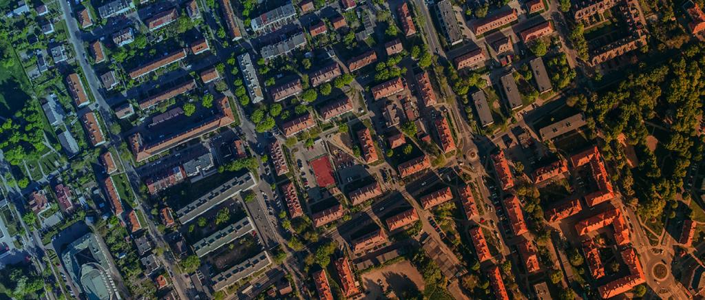 KVARTALSR APPORT DEFINITIONER Avkastning eget kapital Resultat efter skatt i procent av genomsnittligt eget kapital.