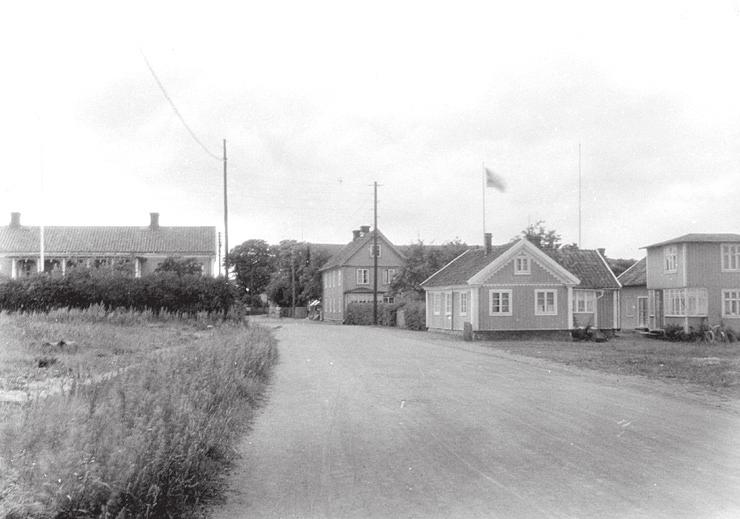 Till höger syns hamnkontoret. 1935.
