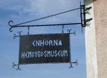 Fråga 7 Vad heter ordföranden i Enhörna Hembygdsförening?