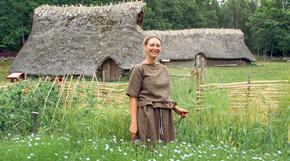 Och i museets utställning kan du göra en tidsresa till bronsålderns värld en dramatisk berättelse för hela familjen!