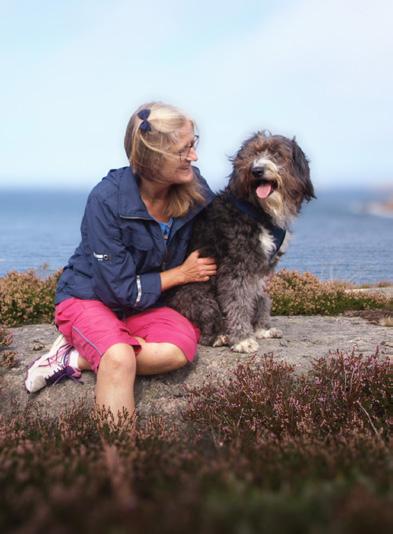 Så får du en bättre relation med din hund Lyssna noggrant, ha roligt och strunta i vad andra tycker om regler och disciplin. De råden ger hundexperten Kerstin Malm till alla hundägare.