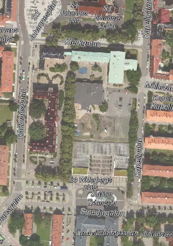 11 4. Station Triangeln, Innerstaden Precis i anslutning till station Triangelns södra uppgång, i kv. Dekanen, finns en del obebyggd mark där ett konstmuseum skulle kunna lokaliseras.