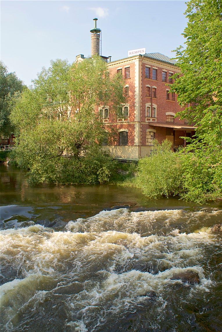 Lagom bekväma dagsturer för dig som vill introducera oerfarna vänner till vandringens fantastiska värld. Många skolor använder Sörmlandsleden på friluftsdagar.