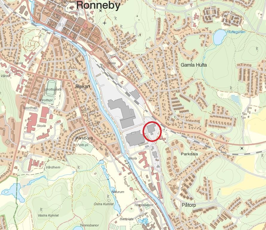 1 BAKGRUND OCH SYFTE WSP har på uppdrag av AB Ronneby Industrifastigheter utfört en översiktlig miljöteknisk markundersökning på fastigheten Svarven 1 i Ronneby kommun.