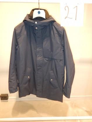 00 kr exkl moms Stl S; piké & shorts (Sail