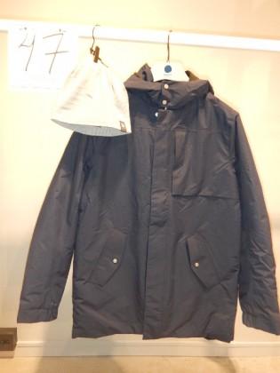 Lindeberg), pyjamasset (NN07) 3169-048 Avslut: 15:32 4 400.