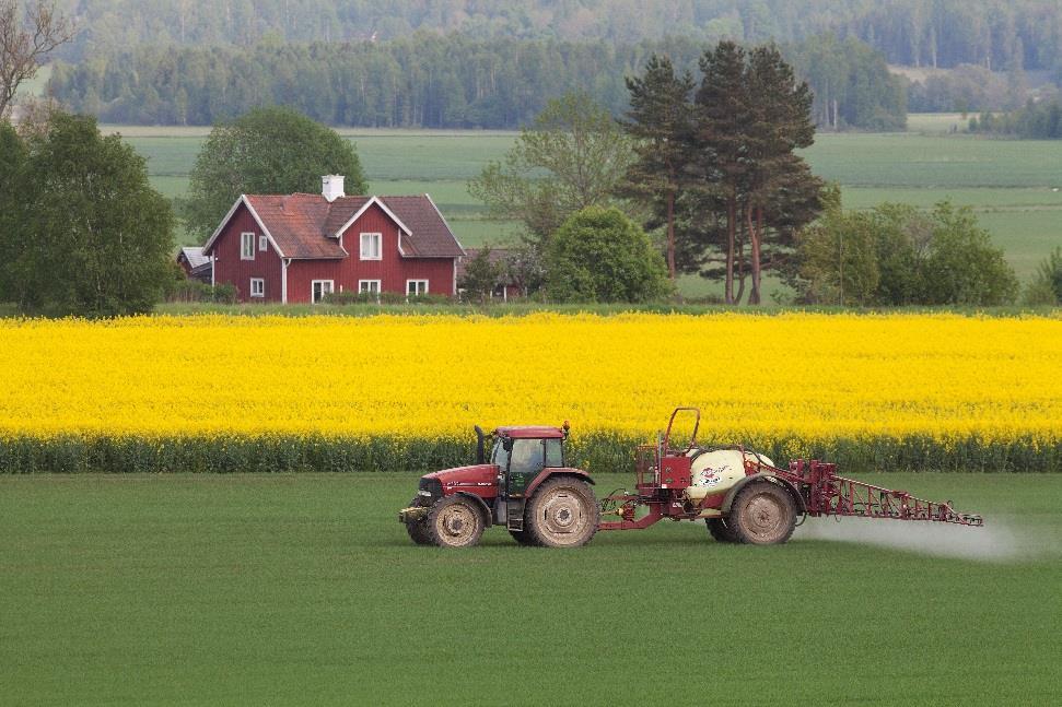 Odlingslandskapet Plan för odlingslandskapets biologiska mångfald Av Sveriges landareal består