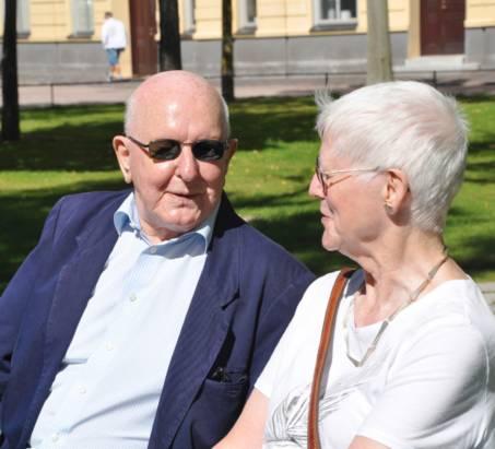 Det fanns mycket att prata om när de båda veteranerna träffades i Helsingborg. I Kungsparken sittandes på en ljugarbänk var det många minnen som kom upp från Svenska Glaukomförbundets start.