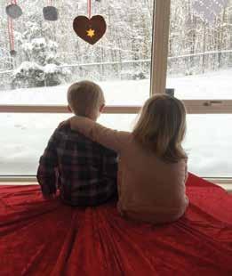 DESEMBER Mål: Barna opplever en hyggelig førjulstid i barnehagen, og blir kjent med norske tradisjoner og julen som kristen høytid. I tradisjonens tro vil vi holde adventsamlinger for hele barnehagen.