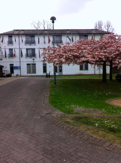 Här finns bland annat ett av de fyra världshemmen för flickscouter - Pax Lodge, ett vandrarhem och mötesplats för scouter från när och fjärran.