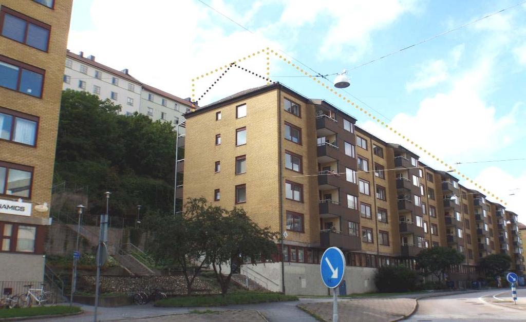 Bild 11. Fotomontage av tillåten påbyggnad i planen, sett ifrån Jungmansgatan, här Olivedal 23:24. Mörkare prickad linje visar vad gällande plan tillåter idag.