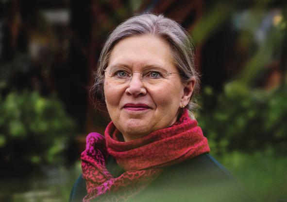 ORDFÖRANDEORD Eva Färnstrand, Styrelseordförande. ORDFÖRANDEORD Vi arbetar för skogens alla värden Som ordförande för Sveaskogs styrelse är jag stolt över året 2018.