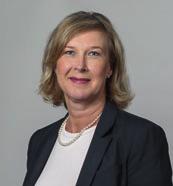 Tidigare erfarenhet: Vice vd, CFO och administrativ direktör på Apoteket AB, ekonomidirektör Postgirot Bank AB samt ekonomidirektör Posten AB.