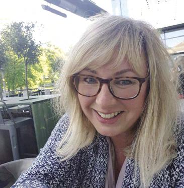 Charlotte Lund-Ott ny i styrelsen Mitt namn är Charlotte Lund-Ott och jag är en del av styrelsen för Autism och Asperger föreningen distrikt Göteborg. Jag är en kvinna mitt i livet.