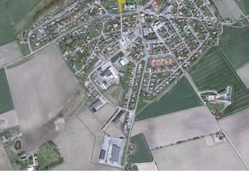 Borrby har historia som kyrk- och bondby som utvecklats till handelscentrum och stationssamhälle vid sekelsskiftet 1800-1900 med verksamheter,