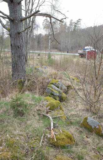 12 Gärpen utgjorde någon form av utjordsenhet under 1570-talet då brukare i både Hogar och Ryr betalar skatt av Gärpen.