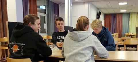 Totalt var det två minibussar från Luleå som åkte ner till Umeå med medlemmar från barnoch vuxengrupper.