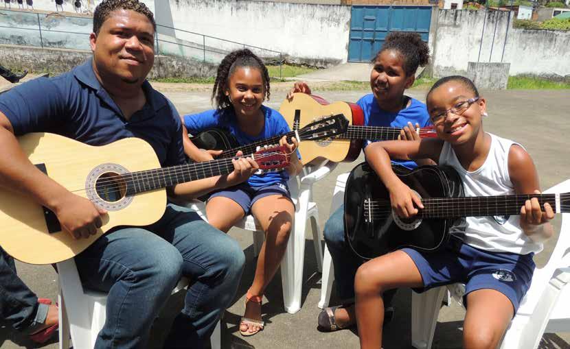 Foto: EFKs arkiv Fritidsaktiviteter räddar barn från gatan, Brasilien Många barn i Brasilien har varken tillgång till bra skolgång eller någonstans att vara på eftermiddagen när föräldrarna jobbar.
