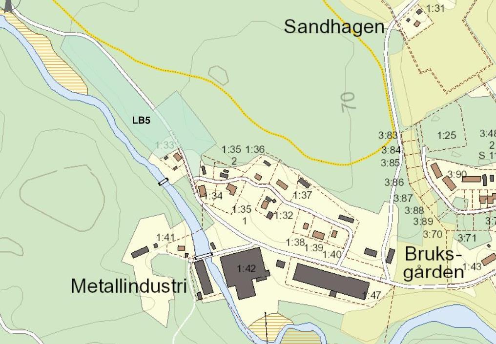 Igelfors (LB5) LIS-område för bostadsbebyggelse förslås väster om Igelfors, längs med ån. Området som pekas ut ligger på båda sidor om vägen, i en naturskön sluttning ner mot vattendraget.