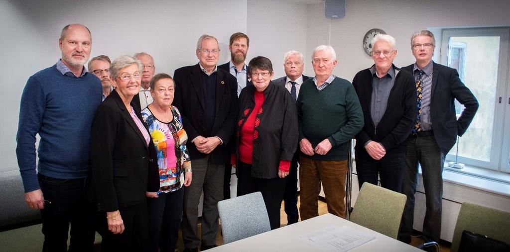 6 Deltagarna vid vårt möte om AGE och norden Tillsammans mot ensamhet Hösten 2018 beviljade Sveriges regering drygt 2 miljoner till PRO, SKPF pensionärerna och SPF Seniorerna för ett projekt med