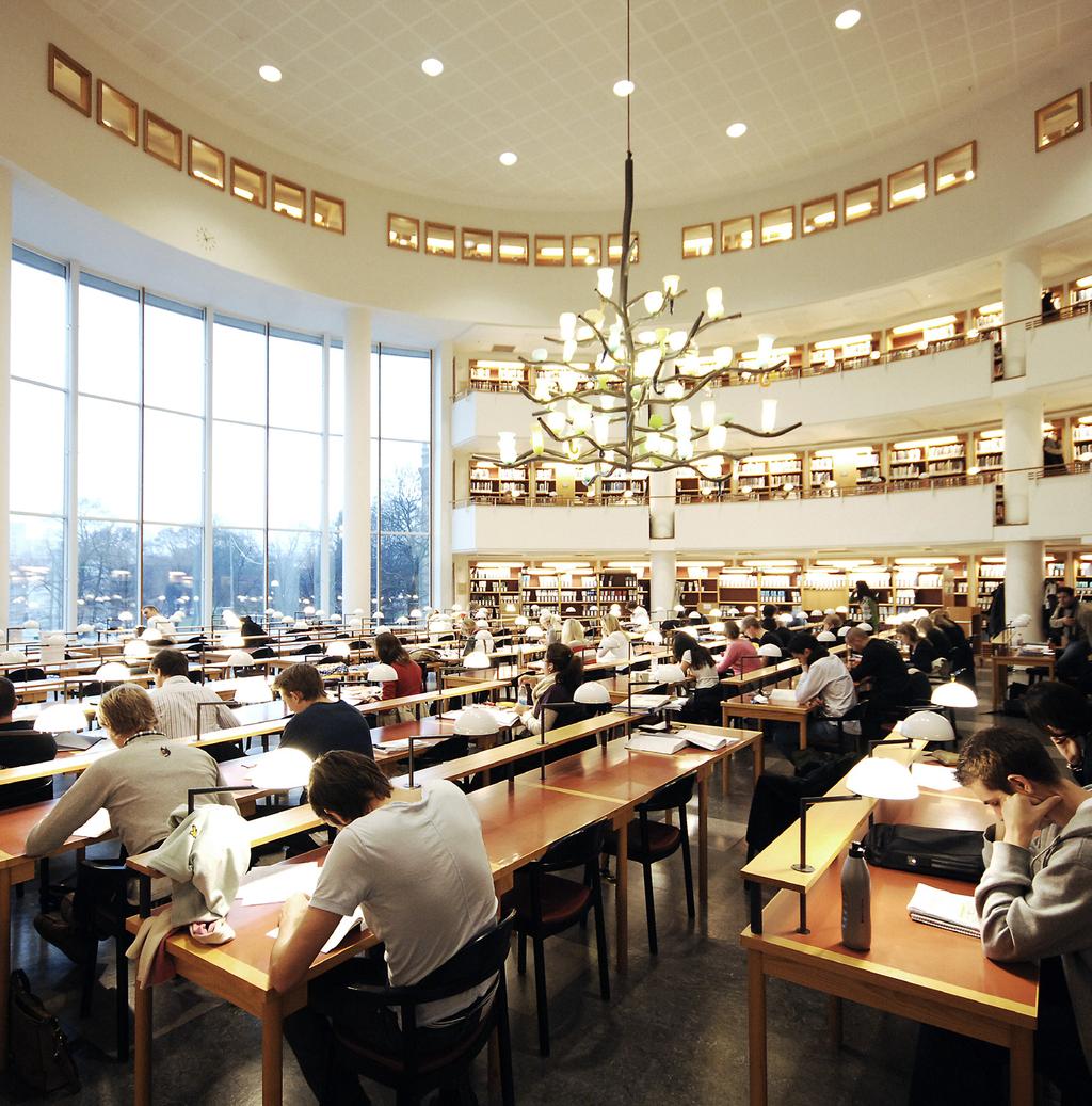 Göteborgs universitetsbibliotek 9 bibliotek och ett studietorg 2 miljoner lån (560 000 tryckt material och 1,46 miljoner e-lån) 1,6 miljoner fysiska besök 1,7 miljoner
