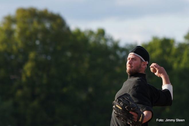 Sommarbaseboll Liksom tidigare år arrangerade vi basebollskolor såväl i början som i slutet av sommarlovet med 23 respektive 22 deltagande ungdomar.