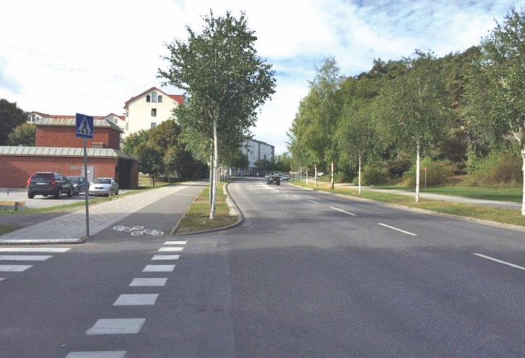 Sida 15 (42) Service Skola och förskola På andra sidan Vantörsvägen finns Fruängsskolan. För närvarande råder ingen brist på skolplatser men på sikt förmodas antalet barn att öka.